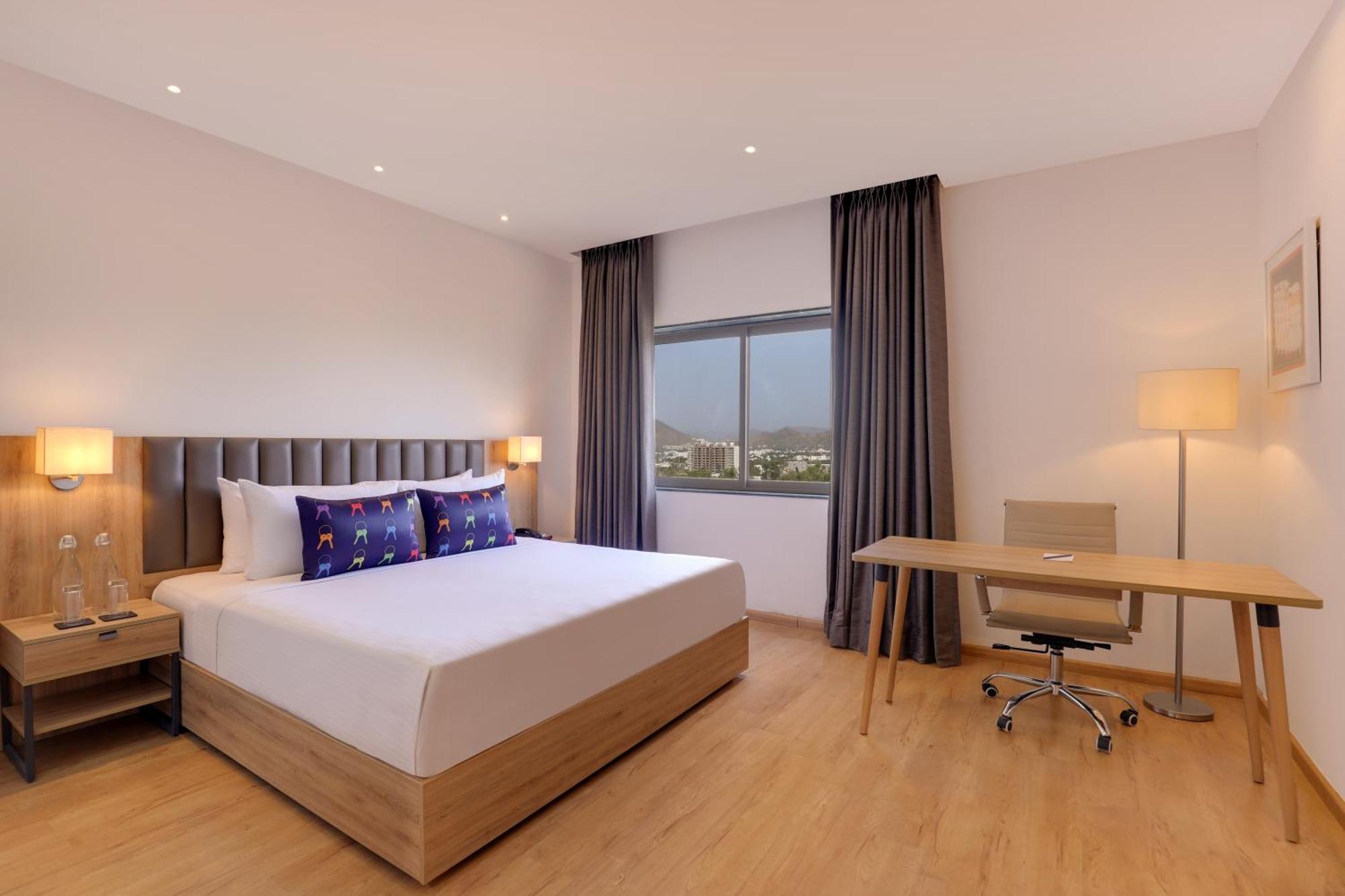Keys Lite By Lemon Tree Hotels, Urban Square, อุเดเปอร์ ภายนอก รูปภาพ